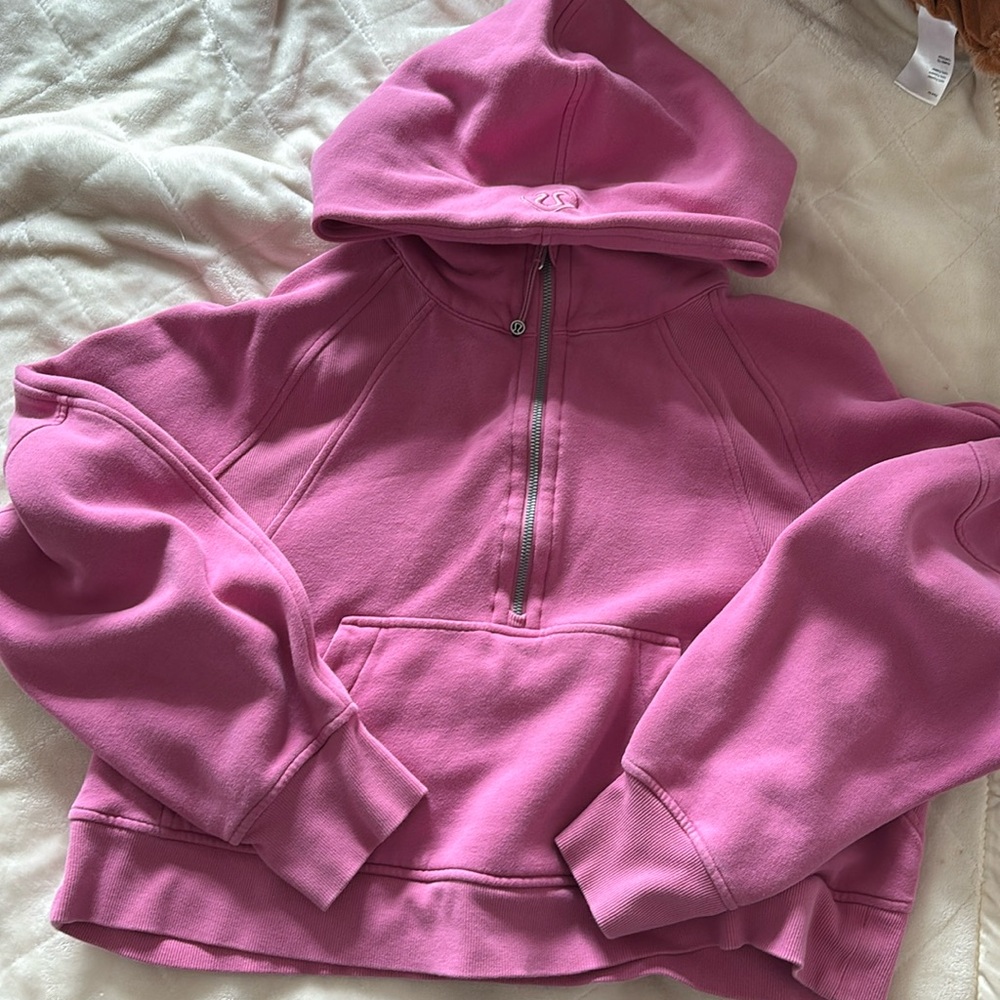Rare lululemon pink blossom scuba